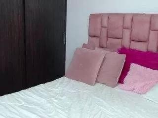 saraajhones on CamSoda 