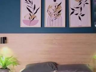 sarahmiler on CamSoda