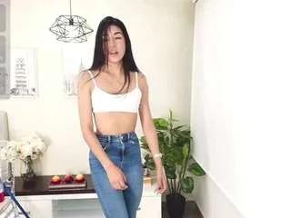 sassy-girl on CamSoda 