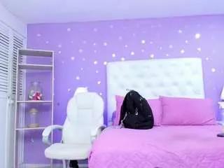 Offline scarlette15 on CamSoda