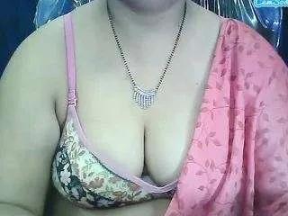 sexysapna on CamSoda