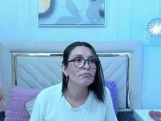 Offline slut-milf on CamSoda