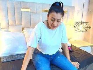 susan-mature on CamSoda 