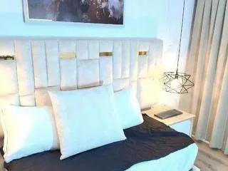 susan-mature on CamSoda 