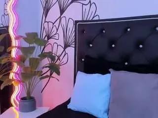 sweet-ariadnaaa on CamSoda 