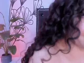 sweet-ariadnaaa on CamSoda 