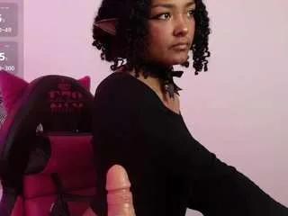 Offline sweete-moon on CamSoda