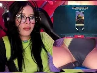 Offline sweetiecloe on CamSoda