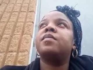 Offline sweetnesssqueen on CamSoda