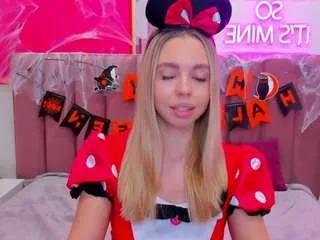 tessaadorable on CamSoda 