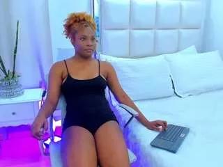 tiifanny-taylor on CamSoda 