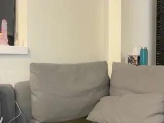 tilliemay on CamSoda 