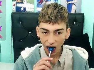 ttimy-x-boy on CamSoda 