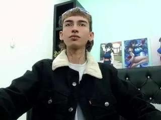 ttimy-x-boy on CamSoda 