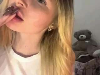 Offline victoriadavis on CamSoda