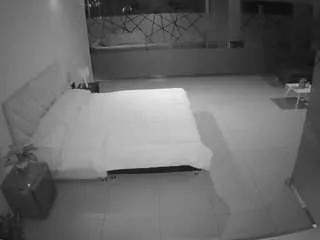 Offline voyeurcam-jb-bondage on CamSoda