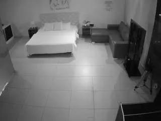 Offline voyeurcam-jb-photo-studio on CamSoda