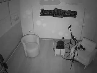 Freechat voyeurcam-jb-podcast on CamSoda