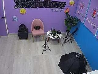 Freechat voyeurcam-jb-xfollow on CamSoda