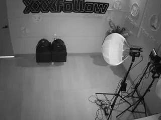 Freechat voyeurcam-jb-xfollow on CamSoda