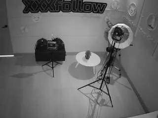 Freechat voyeurcam-jb-xfollow on CamSoda
