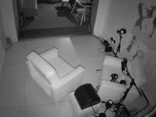 Freechat voyeurcam-jb-xfollow on CamSoda
