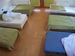 Offline voyeurcam-julmodels-bed-6 on CamSoda