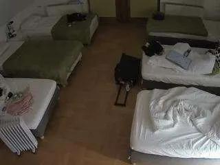 Offline voyeurcam-julmodels-bed-6 on CamSoda