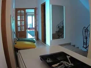 Offline voyeurcam-julmodels-hall-1st on CamSoda