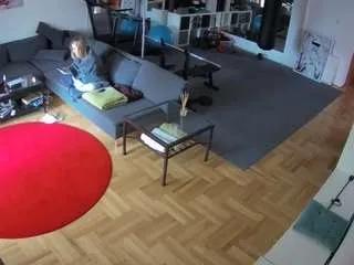 Offline voyeurcam-julmodels-living-2 on CamSoda