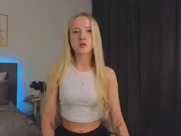 adele_armas