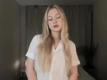 amaliapatron — Hi guys i'm new here  GOAL: eye contact + lick finger  #new #blonde #18 #young [76 tokens remaining]