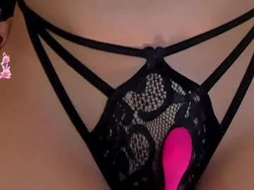anaisnin1 on Chaturbate 
