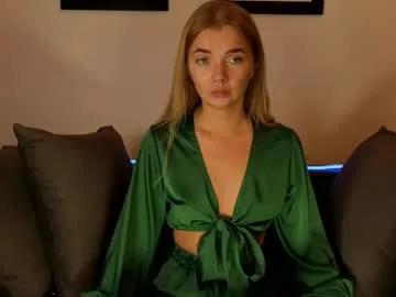 Freechat carriebradshawww on Chaturbate