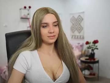 evelyncage_ on Chaturbate 