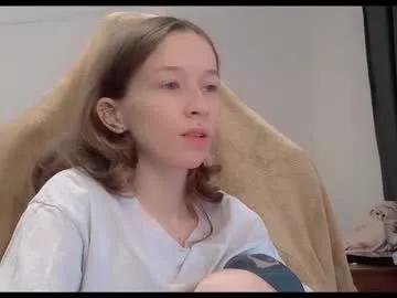 Freechat fran_bow on Chaturbate