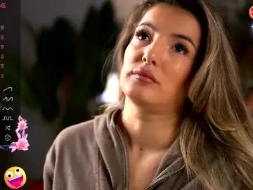 kellymathews on Chaturbate 