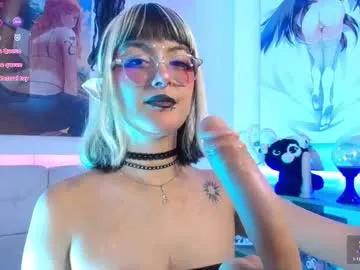 lilcandy19 on Chaturbate 