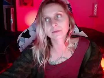 mesmerizing_tati333 on Chaturbate 