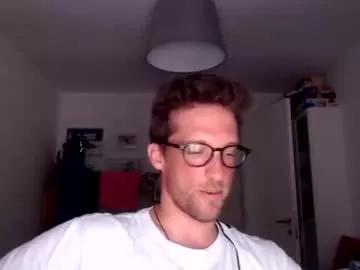 moms_little_monster on Chaturbate 