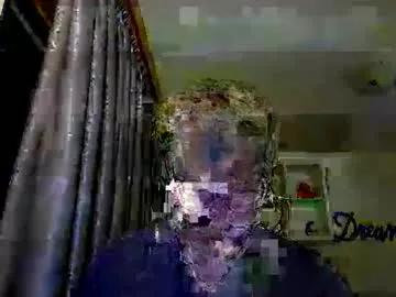 moms_little_monster on Chaturbate 