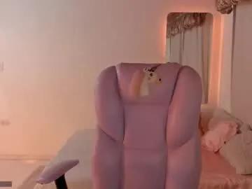 pau_cute —  Specials Patterns /// 38-50-99-333-555 #smoke #smalltits #latina #bdsm