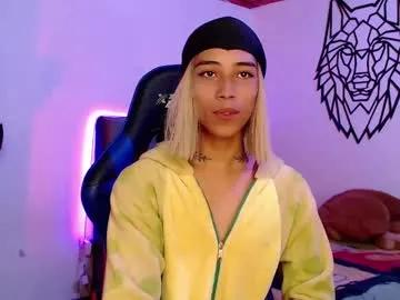 pupi_wolf on Chaturbate 