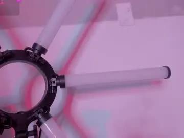 viiolettlopez on Chaturbate 