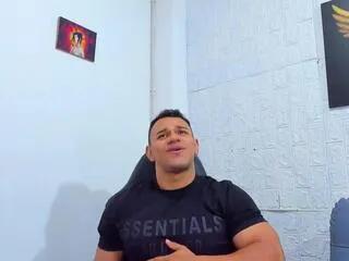 aaron_velour on Flirt4Free 