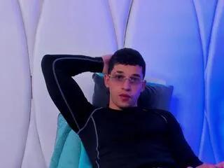 Offline adam_keith on Flirt4Free