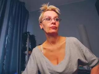 addie_lynn on Flirt4Free 