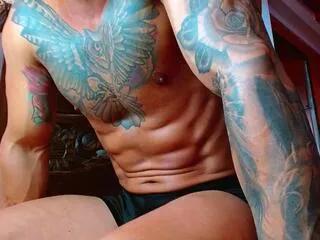 alex_demarco