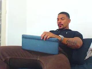 Offline andrei_hunter on Flirt4Free