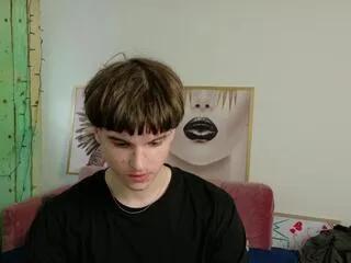 Offline armand_bubka on Flirt4Free